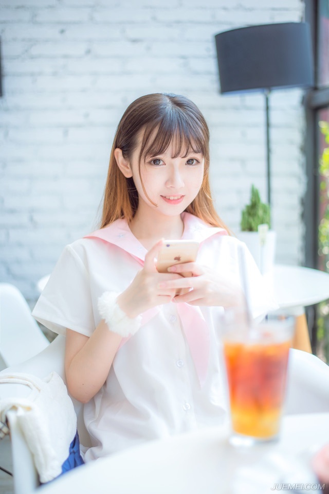 “老将？”庞统闻言不由愕然。